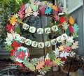 2012/10/16/red_wreath_-_1_by_Stamp_out_loud.jpg