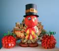 2007/11/02/Paper_Turkey_with_two_pumpkins_by_Kellie_Fortin.jpg
