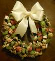 2012/11/26/paper_curl_wreath_by_Holly_Thompson.jpg
