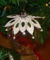2009/12/17/LSC251_Silver_and_Gold_Ornament_by_cmsuto.jpg