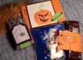 2006/10/27/Halloween_goodies_from_DSS_by_tish101.jpg