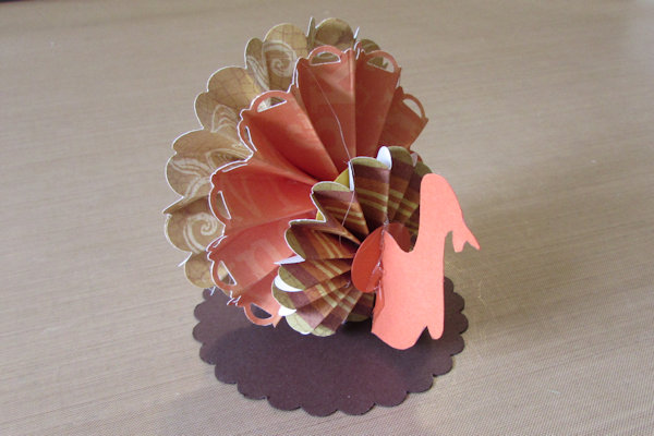 EK Tools Decorative Edge Scissors  Paper decorations, Borders for paper,  Craft projects
