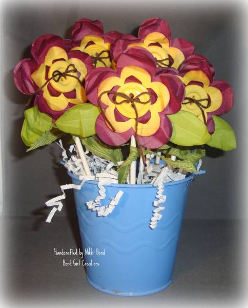 Cup cake toppers.....or paper bouquet by scrapaholicbond26 at ...