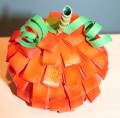 2007/10/31/Paper_pumpkin_-_airel_view_-_glitttered_great_photo_by_Kellie_Fortin.jpg