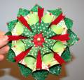 2007/10/26/Christmas_Exploding_box_close_up_of_just_bow_by_Kellie_Fortin.jpg