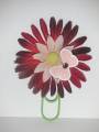 2010/05/29/MAY10VSNF_-_Flower_Paper_Clip_by_Maggie_s_Mummy.jpg