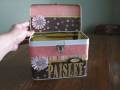 2006/04/13/Lunch-tin-album-pages_by_kpaisley1.jpg